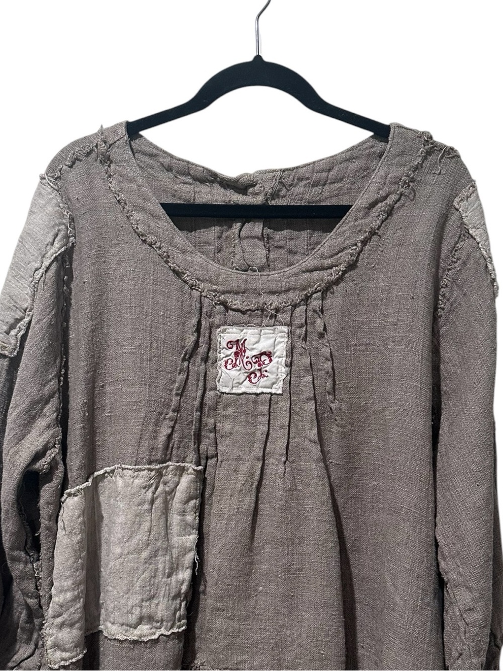 Magnolia Pearl Linen Top - Picture 2 of 9